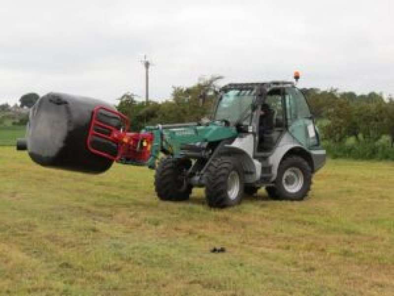 ROUND BALE STACKER